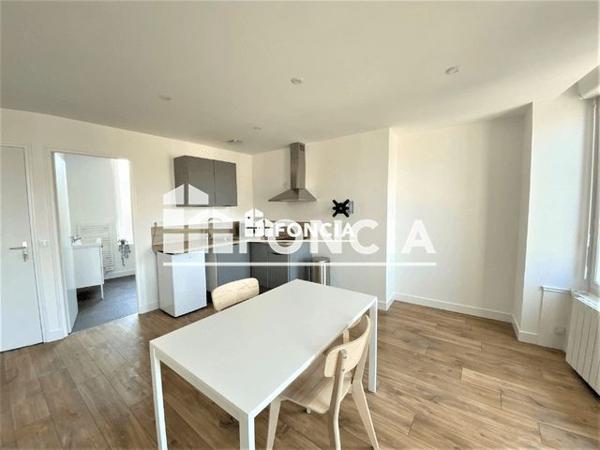 Location Studio 33.03 m² - 10 RUE SAINT GERMAIN Flers 61100