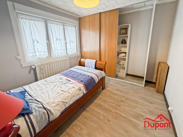 Semi plain-pied / 5 chambres / jardin