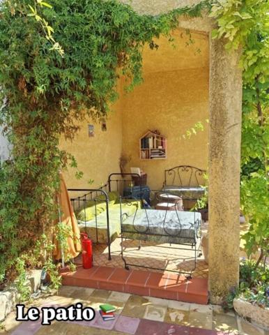 Propriete à vendre 14 pièces AUBORD (30)