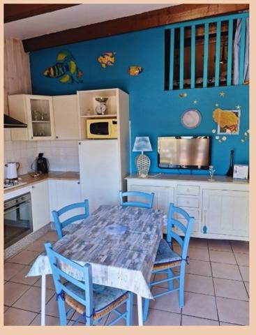 Propriete à vendre 14 pièces AUBORD (30)