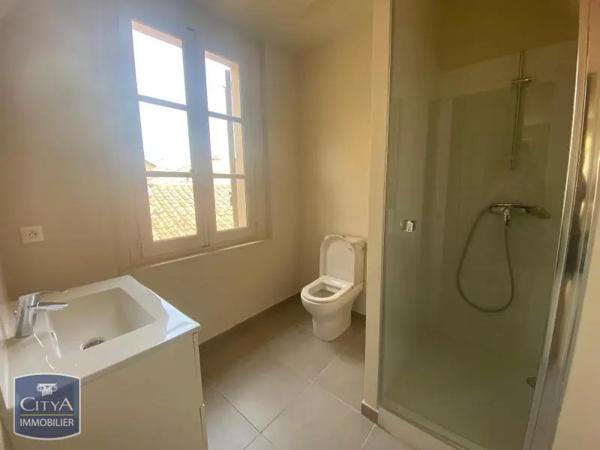 Appartement à louer 1 pièce 23.3m² Nîmes (30000)