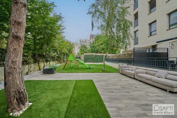 Bécon Village. DUPLEX de 144 m² avec TERRASSE et GRAND JARDIN PRIVATIF