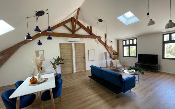 Appartement à vendre    3 pièces • 71 m2 Hyères