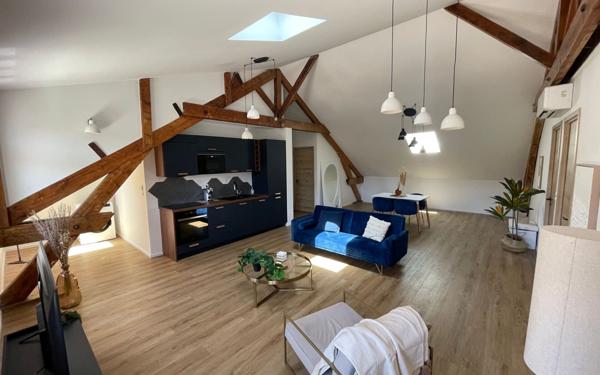 Appartement à vendre    3 pièces • 71 m2 Hyères