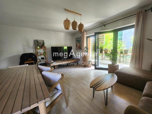 Appartement à BEGLES, 33130 - 4 pièces 75m²