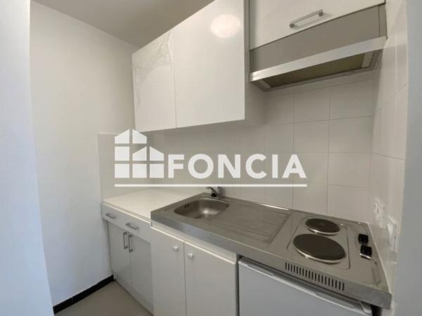 Location Studio 28.41 m² - 4 RUE JEAN JAURES Vanves 92170