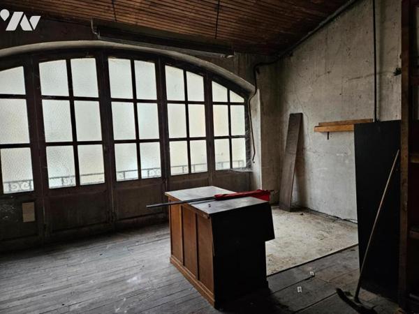 A vendre à VALENCE-EN-POITOU (86700), belle maison de ville de 210m²