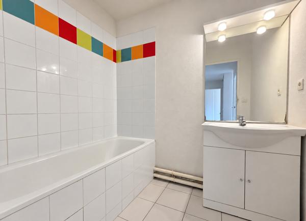 Appartement
         4 pièces
        - 71 m² Exclusivité 159 500 € *
