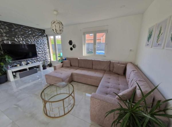 N'hésitez pas à visiter cette maison individuelle.