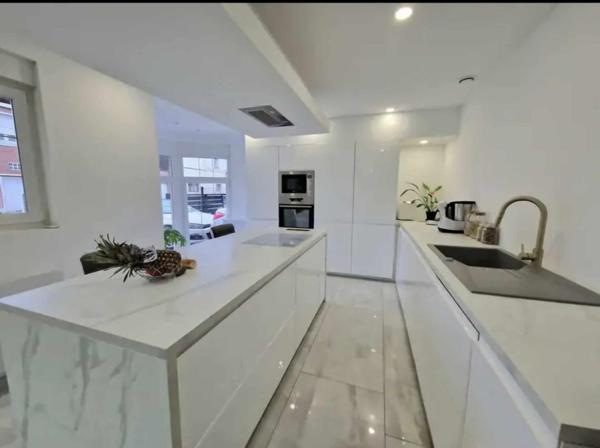 N'hésitez pas à visiter cette maison individuelle.