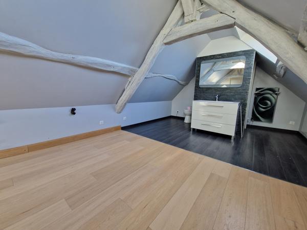 Crépy-en-Valois (60800) QUARTIER HISTORIQUE DE CREPY EN VALOIS MAISON DE 203 m²