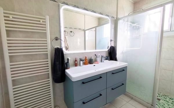 Maison à vendre    4 pièces • 100 m2 Aubergenville