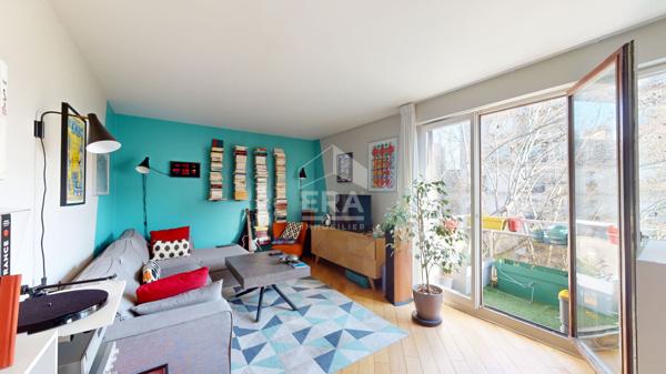 Appartement Paris 3 pièces 71.50 m2 avec balcons