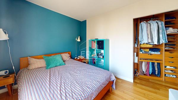 Appartement Paris 3 pièces 71.50 m2 avec balcons