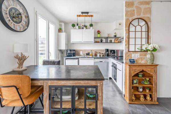 Vente                                                      Maison
                        
                     4 pièces                      80 m2                     à Dampmart