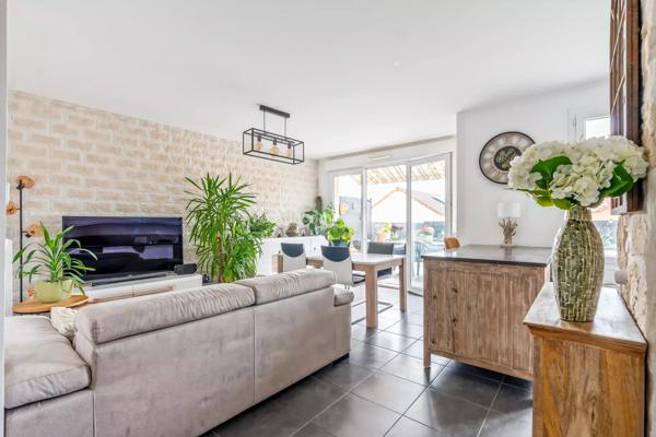 Vente                                                      Maison
                        
                     4 pièces                      80 m2                     à Dampmart
