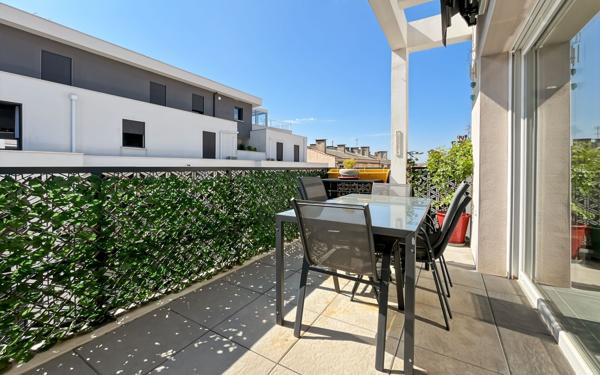 Appartement à vendre    3 pièces • 61 m2 Béziers