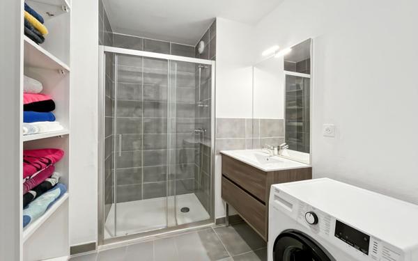 Appartement à vendre    3 pièces • 61 m2 Béziers