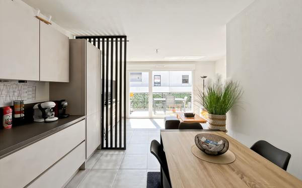 Appartement à vendre    3 pièces • 61 m2 Béziers