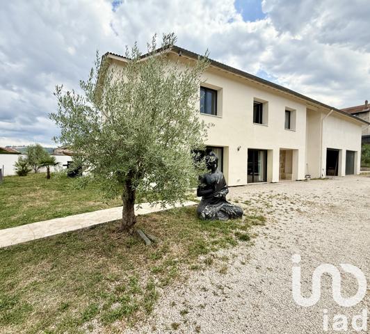 Maison à vendre 5 pièces 202,5 m² Roche-la-Molière