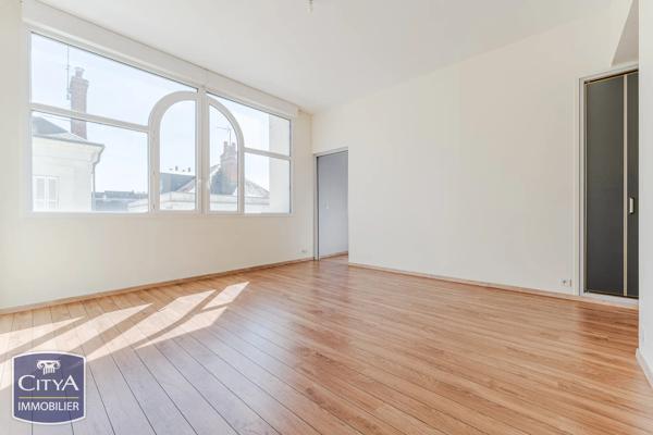 Appartement à vendre 2 pièces 55m² Tours (37000)