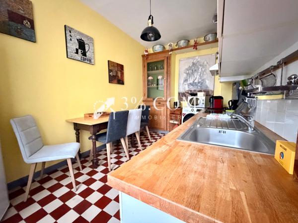 Appartement 3 pièce(s) 2 chambre(s) 113 m²