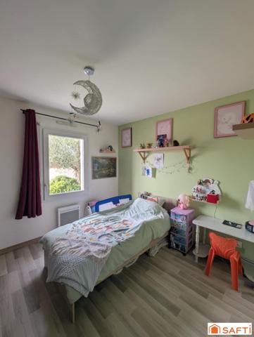 Maison récente et fonctionnelle à Vouillé bourg