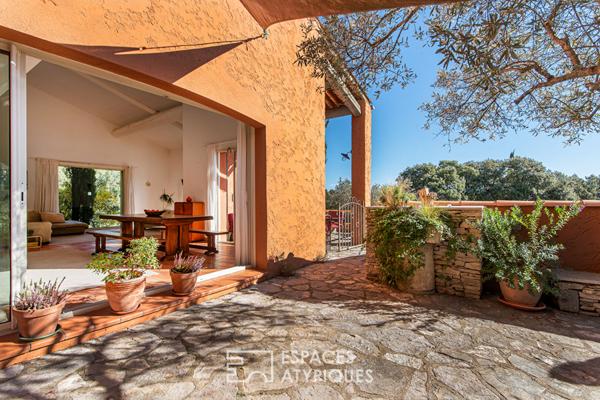 Vaste maison familiale en Provence