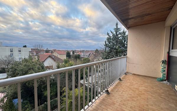 Appartement à vendre    3 pièces • 58,02 m2 Chelles