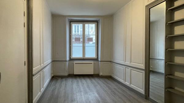 SOUS OFFRE ! LA ROCHELLE - CENTRE VILLE - STUDIO EN EXCLUSIVITE  La rochelle