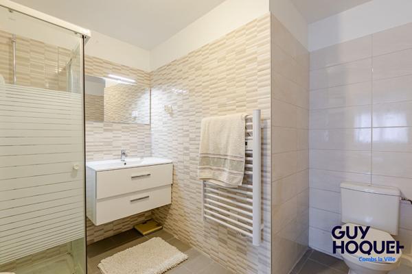 Maison 5 chambres à vendre à Combs-la-Ville -