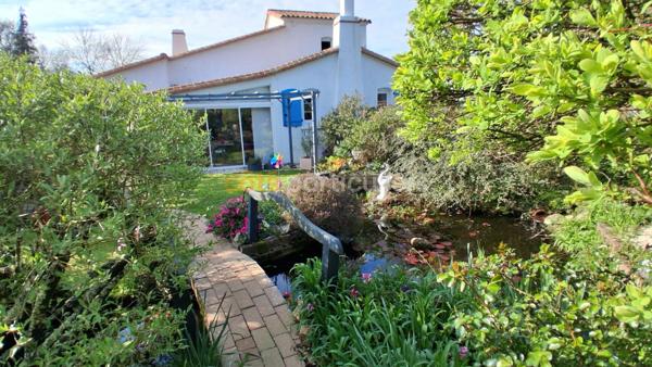 Vente Maison139 m² - 5 Pièces - AUBIGNY LES CLOUZEAUX (85430)