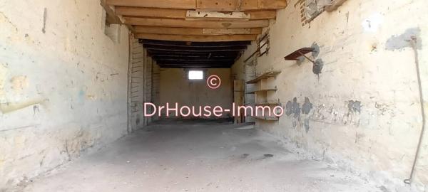 Parking / Box à vendre de 399 m²