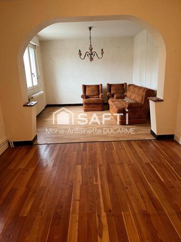 Grande maison , de 154 m2, beaucoup de potentiel