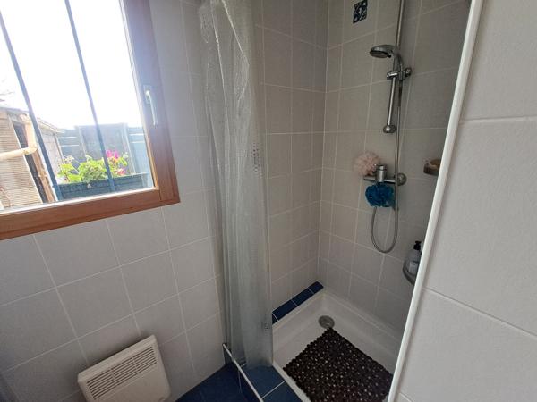 Fouesnant Maison de 141 m² sur 1563 m² de terrain à 2 kilomètres des plages