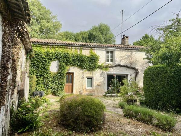 Maison à vendre 234 300 € Champniers 9 p 218 m² DPE D