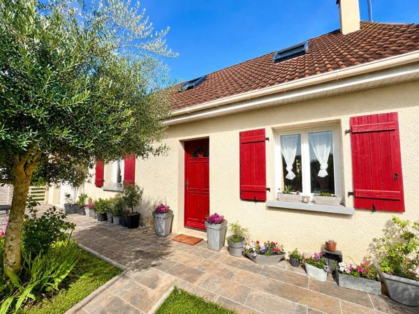 Vente                                                      Maison
                        
                     6 pièces                      130 m2                     à Tournan-en-Brie