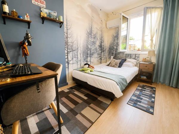 Vente                                                      Maison
                        
                     6 pièces                      130 m2                     à Tournan-en-Brie