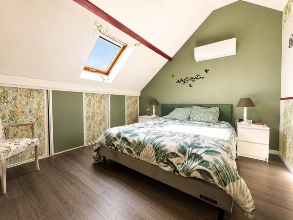 Vente                                                      Maison
                        
                     6 pièces                      130 m2                     à Tournan-en-Brie