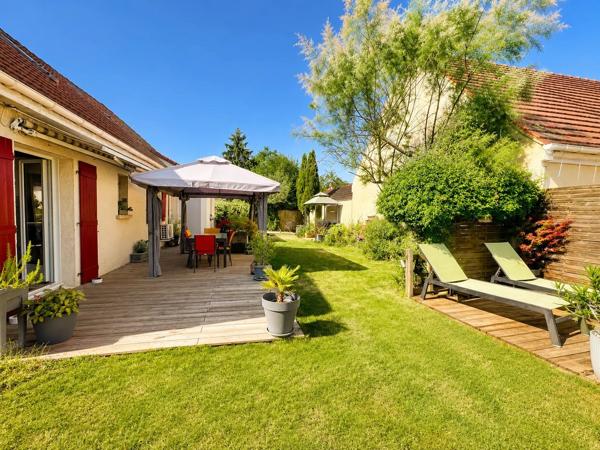 Vente                                                      Maison
                        
                     6 pièces                      130 m2                     à Tournan-en-Brie