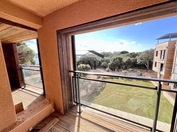 Pianottoli-Caldarello (20131) Spacieux T4C 106m² avec terrasse – Résidence de standing en bord de mer