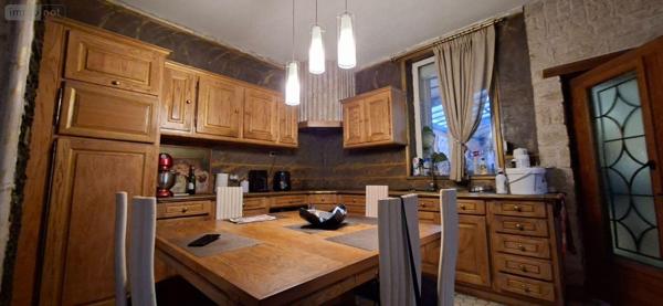 Maison de ville à vendre à Crécy-sur-Serre dans l'Aisne (02270), ref : 02014/895