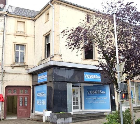 immeuble mixte commerce et habitation à rénover