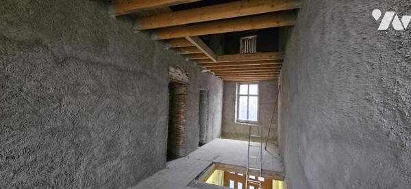 immeuble mixte commerce et habitation à rénover