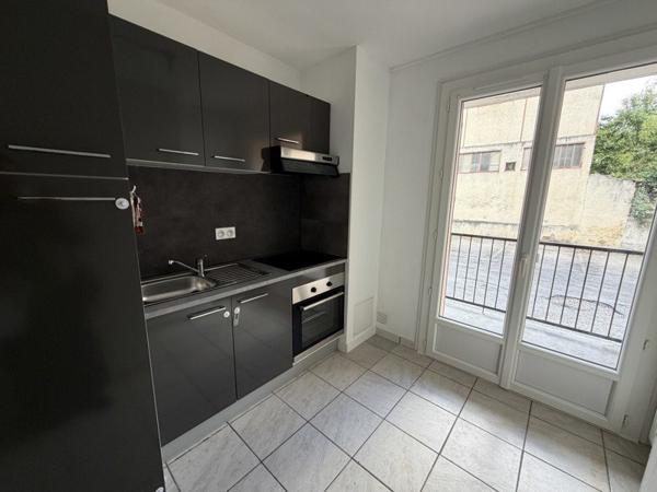 Appartement à louer 590 € CC Marmande 4 p 66 m² DPE E