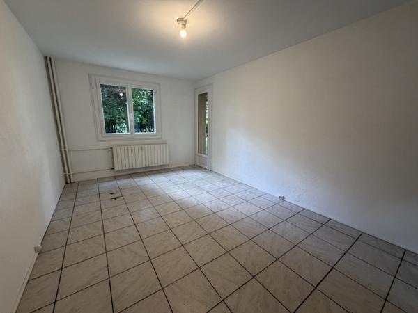 Appartement à louer 590 € CC Marmande 4 p 66 m² DPE E
