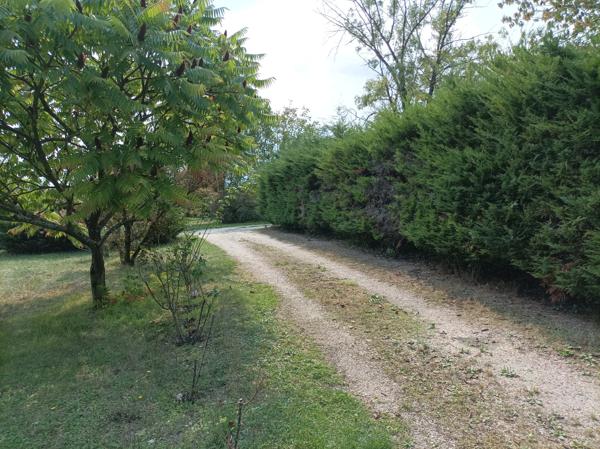 Maison ville, 4100 m² terrain