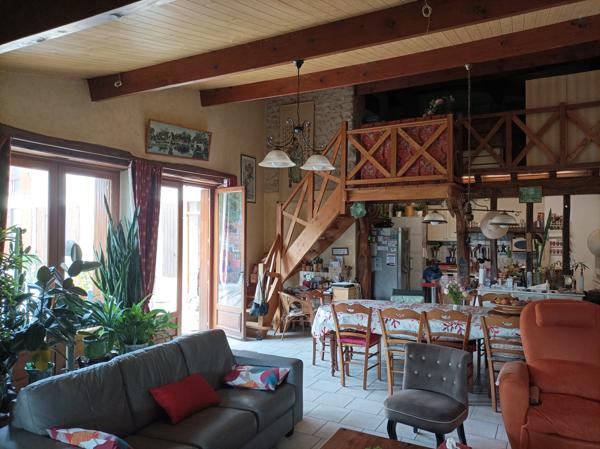 Maison ville, 4100 m² terrain