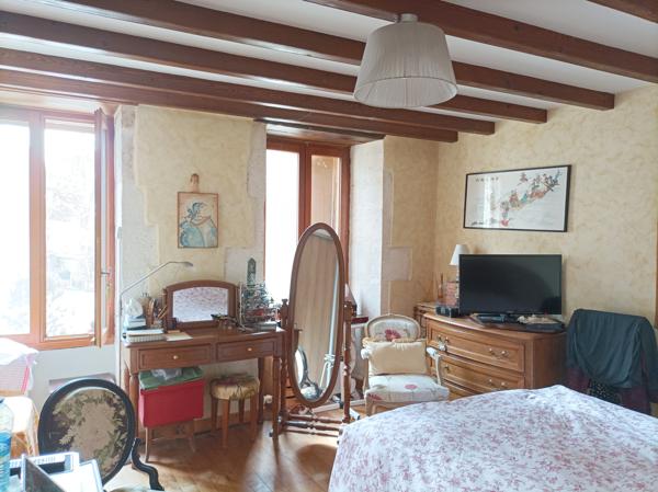 Maison ville, 4100 m² terrain