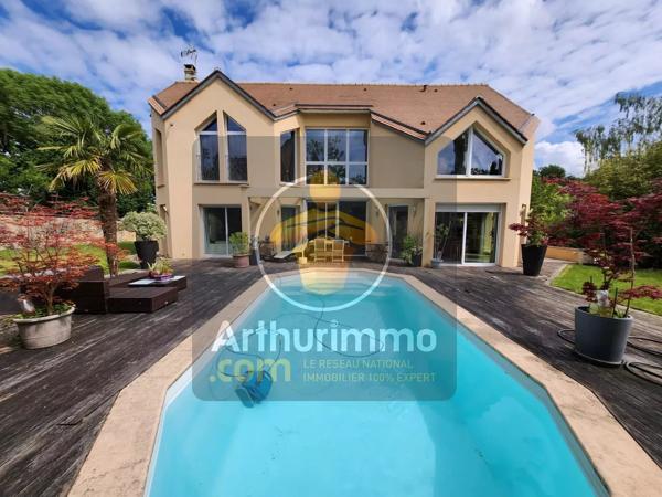 Vente                                                      Propriété
                        
                     10 pièces                      260 m2                     à Brunoy